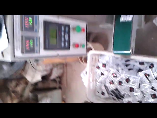 Автоматическая упаковочная машина для производства порошка спирулины с фикоцианином VFFS