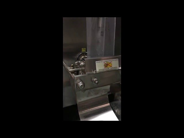Автоматическая упаковочная машина для упаковки жидких пакетов с минеральной водой